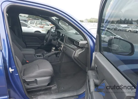 2024 Toyota Tacoma Sr5 4Wd z USA, uszkodzony, nr VIN 3TMLB5JN7RM006466